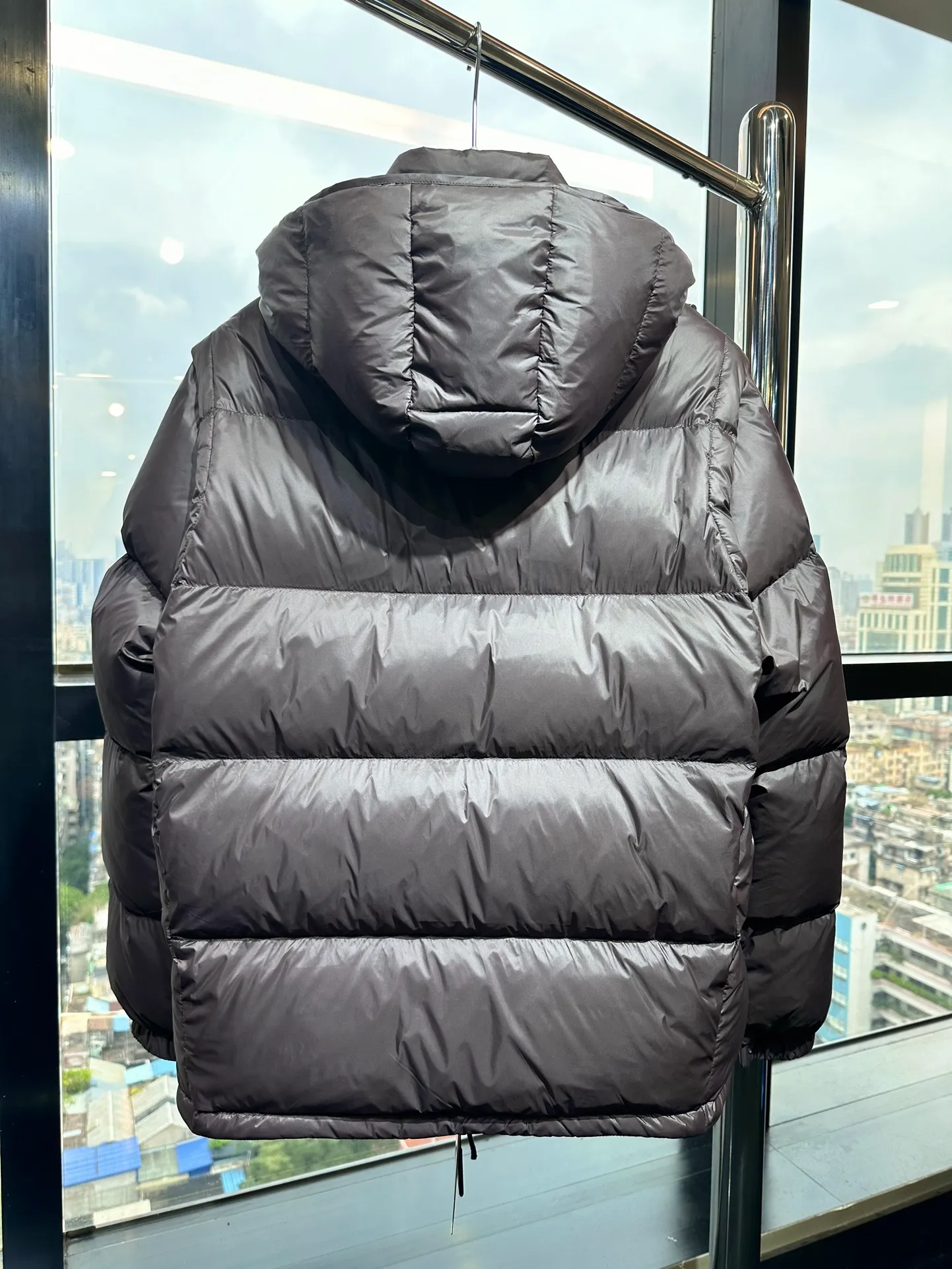 P390 Premium 2026 Original 90 ！ Premium ， ， ， ， ， ， ， 。 ， 。 ， ， ， 。 Size：M-3XL